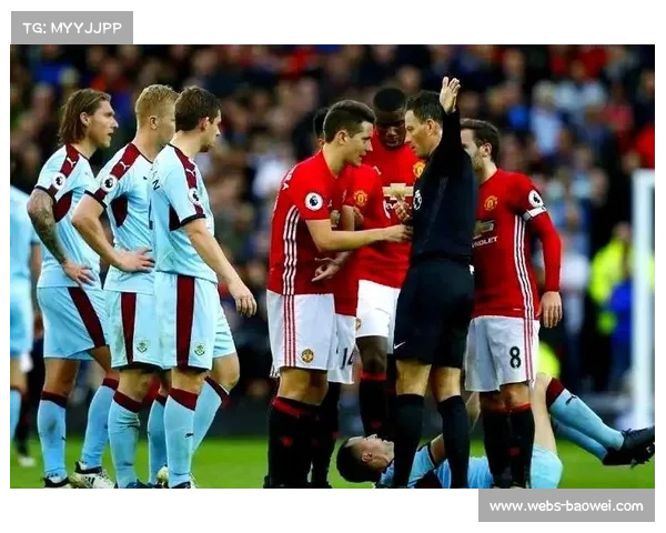 评论员抨击英超裁判判罚标准模糊 称其执法如戴墨镜看球